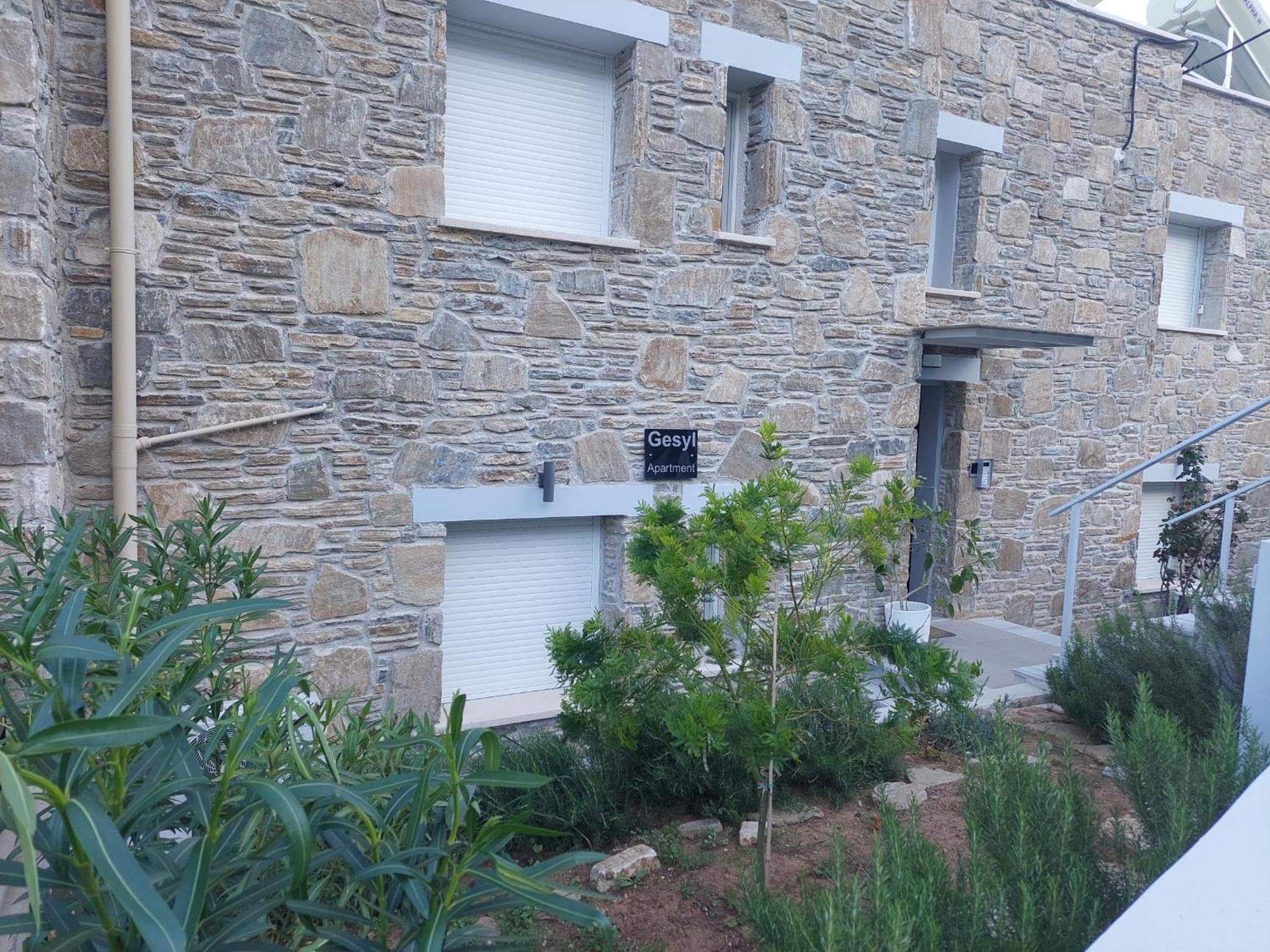 Gesyl Apartment Tolón Exterior photo